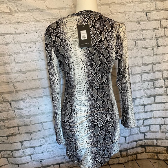 NWT, Fashion Nova Snakeskin Mini Dress XL - Picture 5 of 6